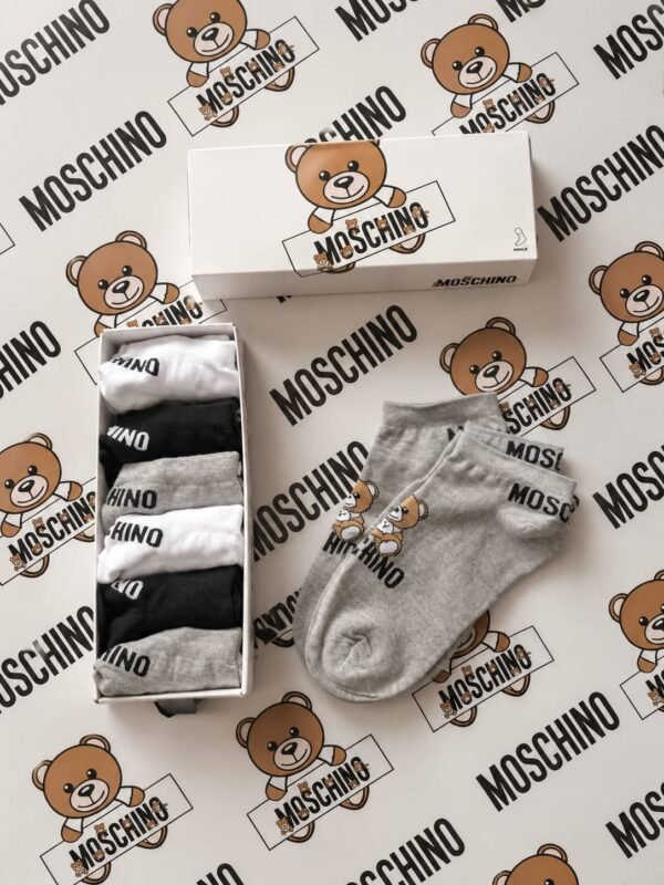 Moschino къси чорапи (6 чифта)